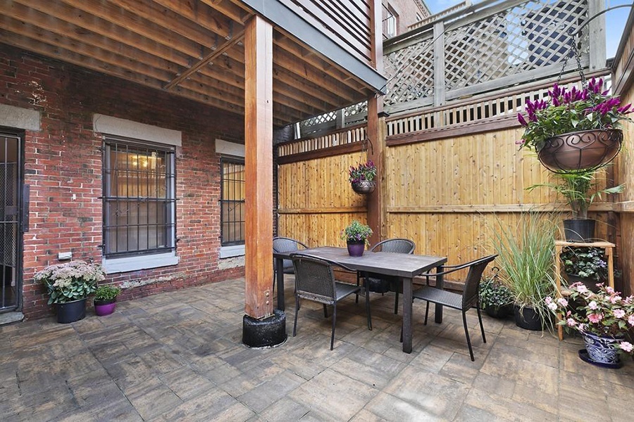 roxbury brownstone patio