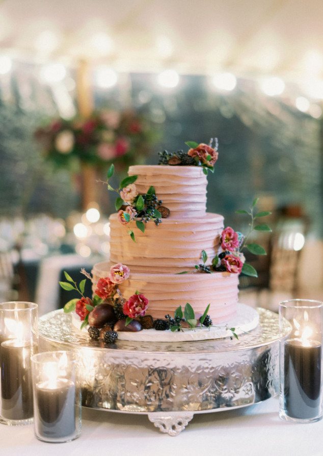 This Tented Willowdale Wedding Was Regal and Romantic