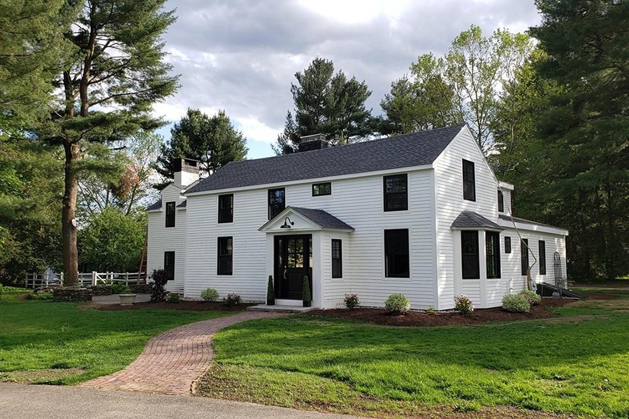 concord colonial farmhouse