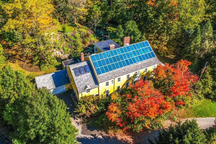 lexington solar power home