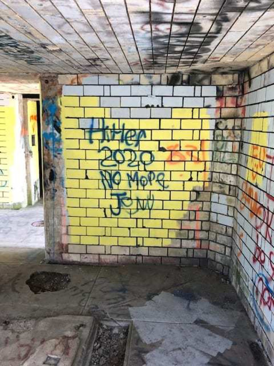 hull graffiti
