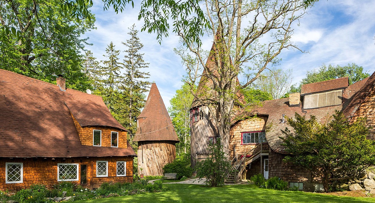 Blaze vitality Be excited On the Market: A Fairy Tale Compound in Tyringham