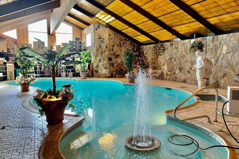 homes for sale near me with indoor pool