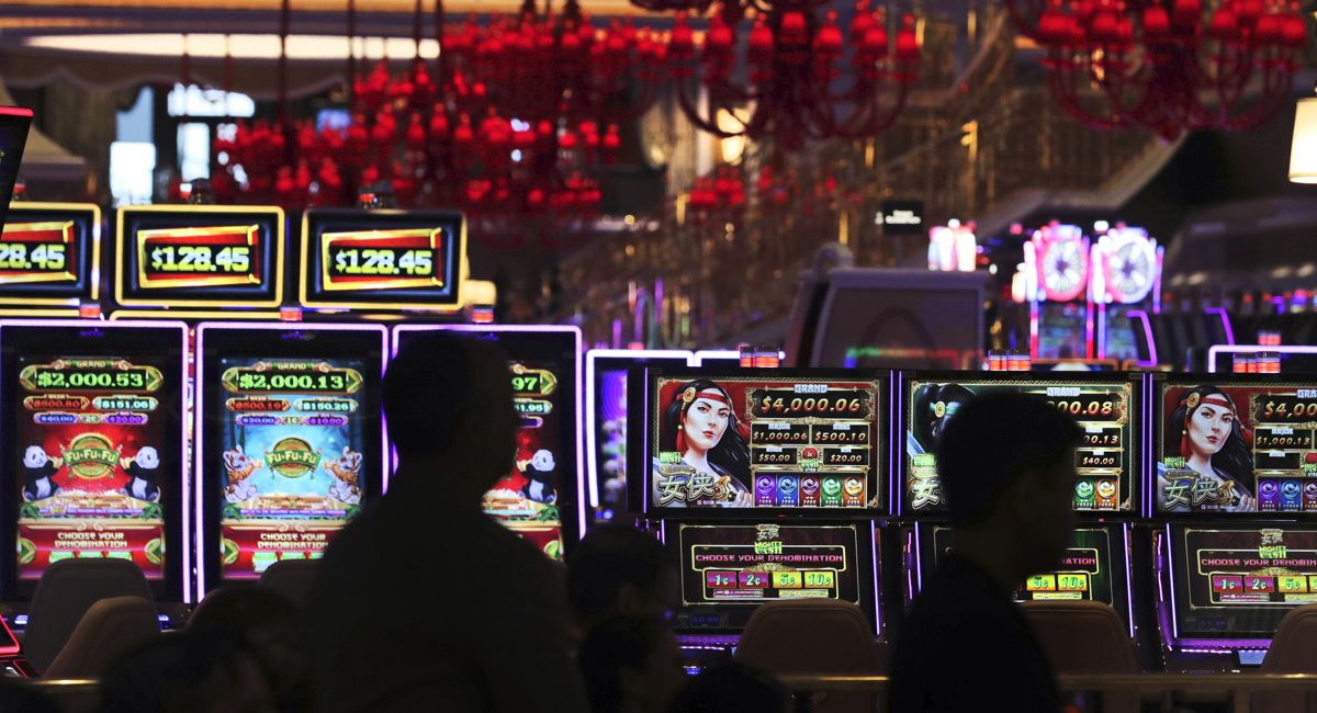 What happens if you get caught with a fake id at a casinos