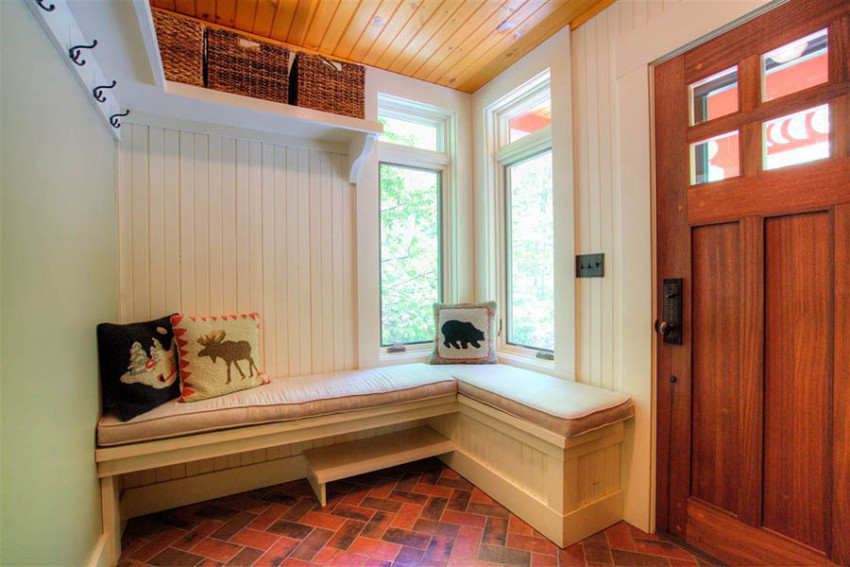 On the Market: A Cozy and Bucolic Vermont Escape