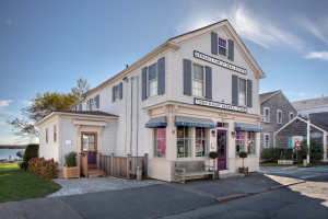 demakis general store