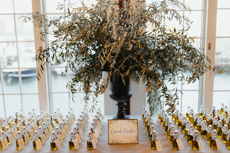 wedding favors olive oil