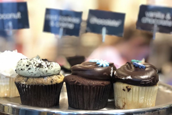 Where To Find The Best Cupcakes In Boston Right Now   Georgetown2 600x400 