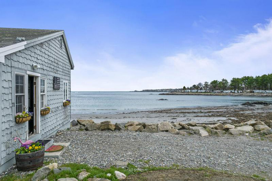 maine beach house 1