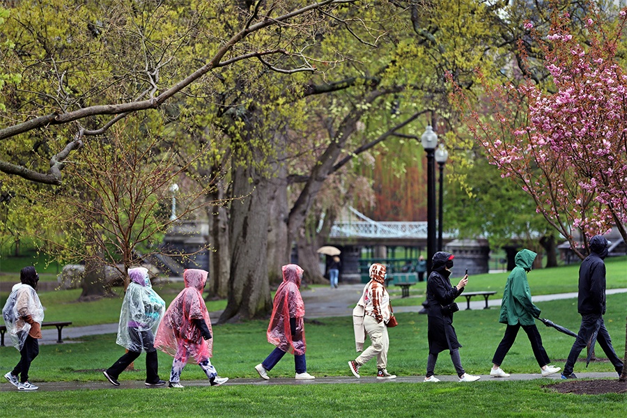 boston tour group in rain