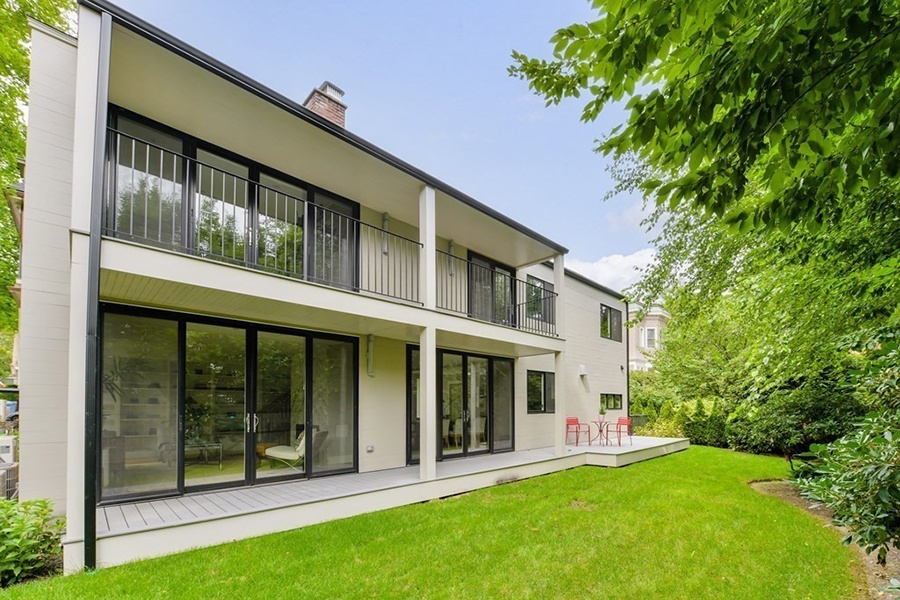 On the Market: A Mid-Century Modern Single-Family Home in Cambridge