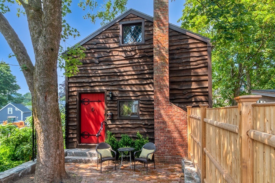 marblehead bungalow 1