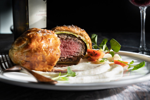 Gordon Ramsay Has Opened His First Boston Restaurant   Ramsays Kitchen Boston Beef Wellington 600x399 