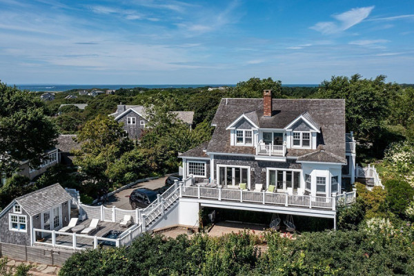 On the Market: A Luxurious Beachside Cape House in Provincetown