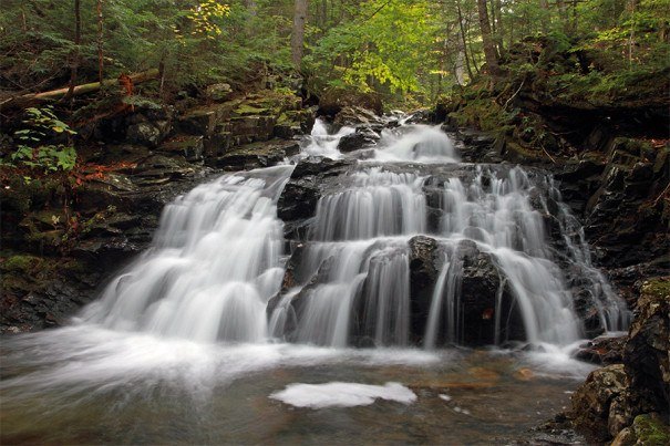 Go Chase These Gorgeous Waterfalls on a Road Trip to New Hampshire