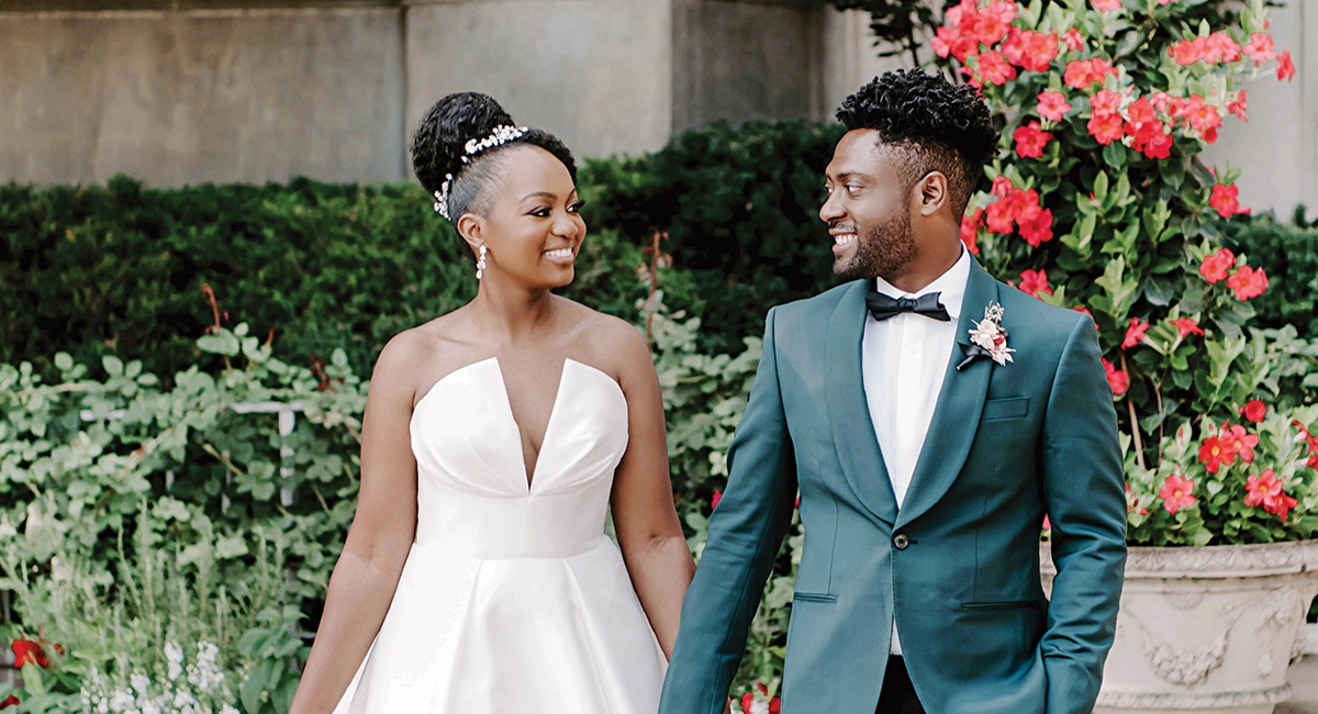 This Couple Held A Romantic, Rose-colored Celebration At Le Méridien