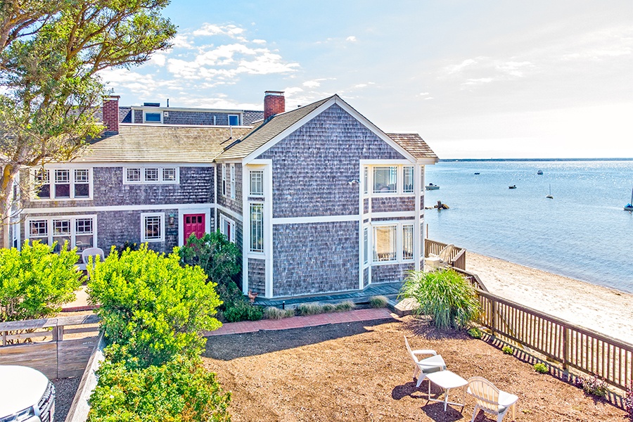 commercial street home in provincetown