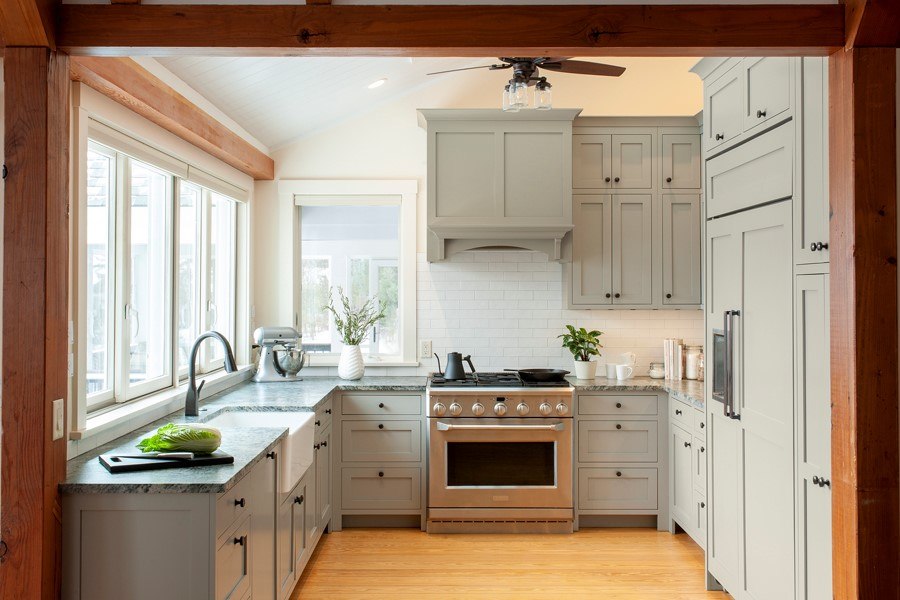 How to Get Custom Cabinets in Boston Without Overspending