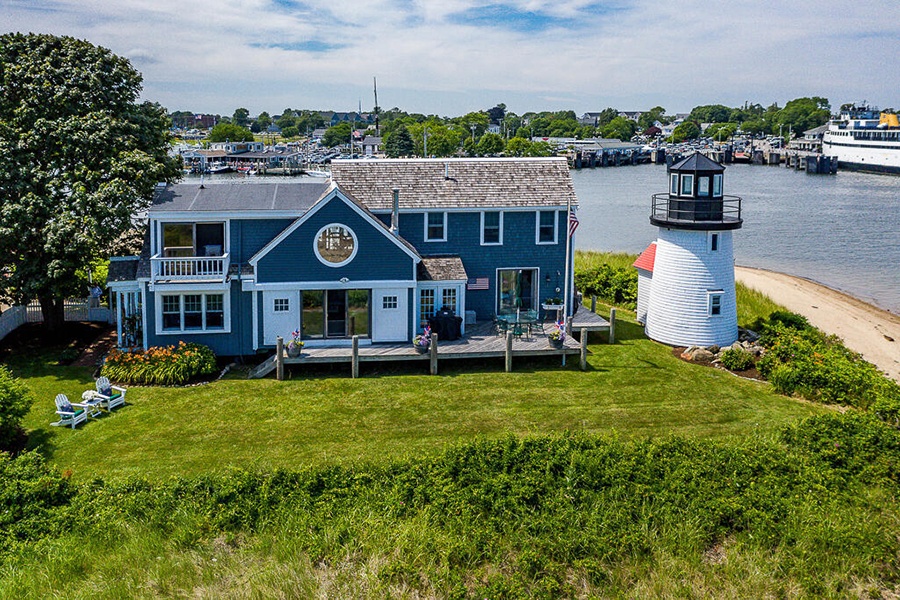 hyannis lighthouse home 2