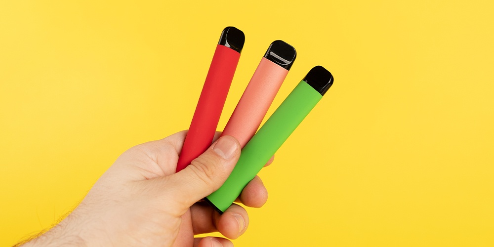 The 7 Best Vape Pens for On-the-Go Relaxation & Pain Relief