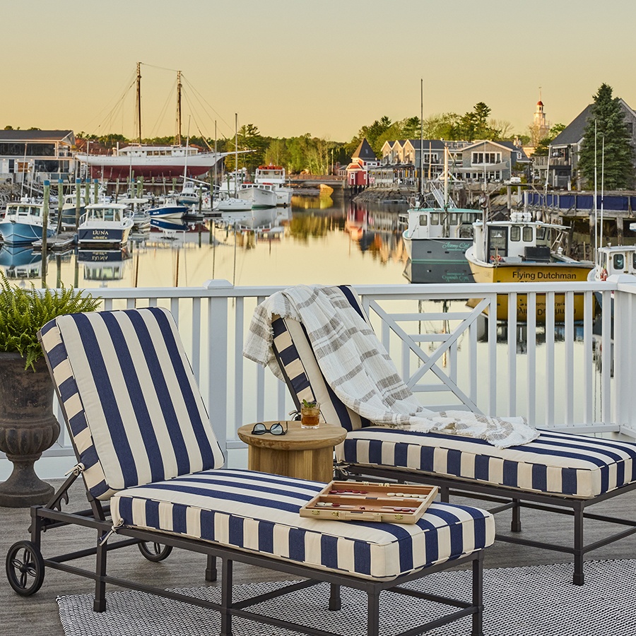 Set Sail in Style on a Houseboat in Maine's Kennebunk River